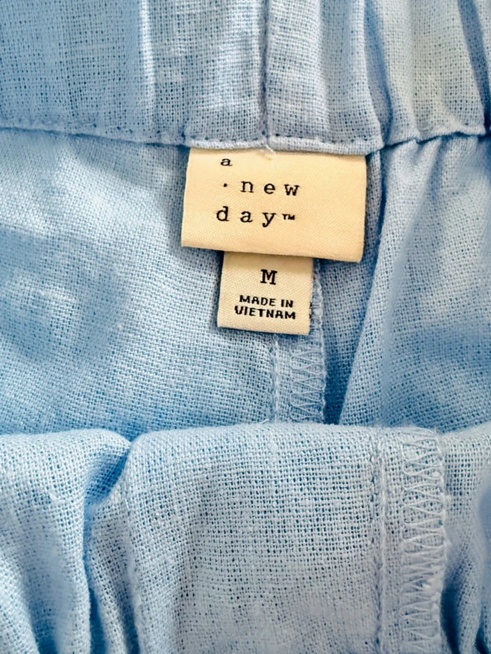 A New Day Women’s Light Blue Linen Blend Shorts Size M Elastic Waist - Picture 5 of 9